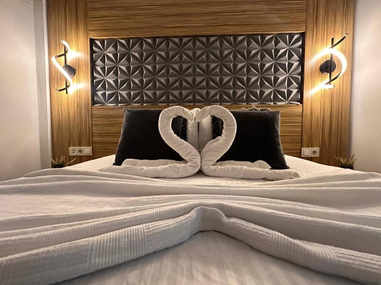 Royal Ezel Hotel أنطاليا المظهر الخارجي الصورة