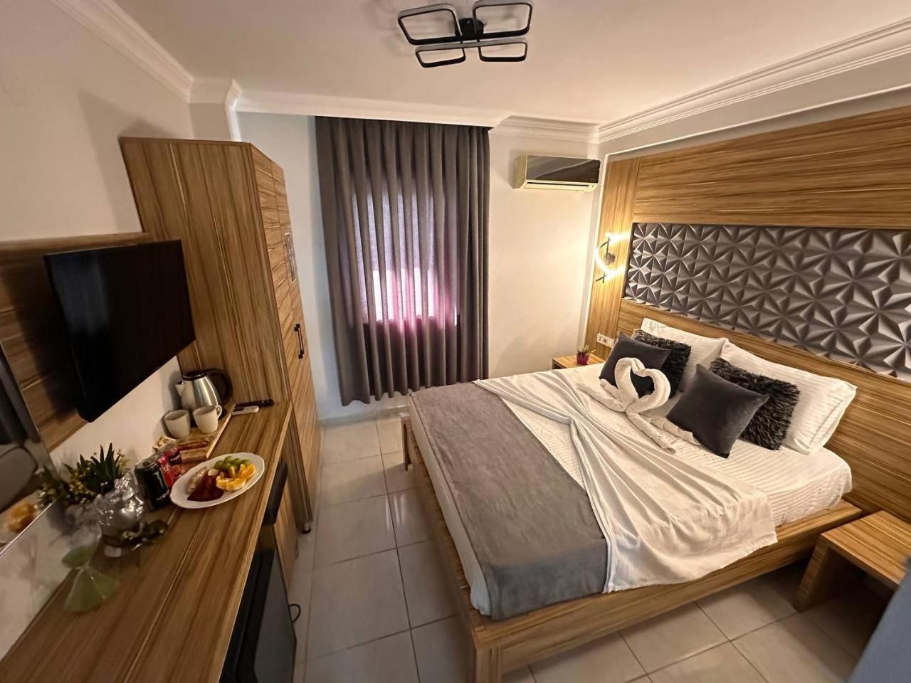 Royal Ezel Hotel أنطاليا المظهر الخارجي الصورة