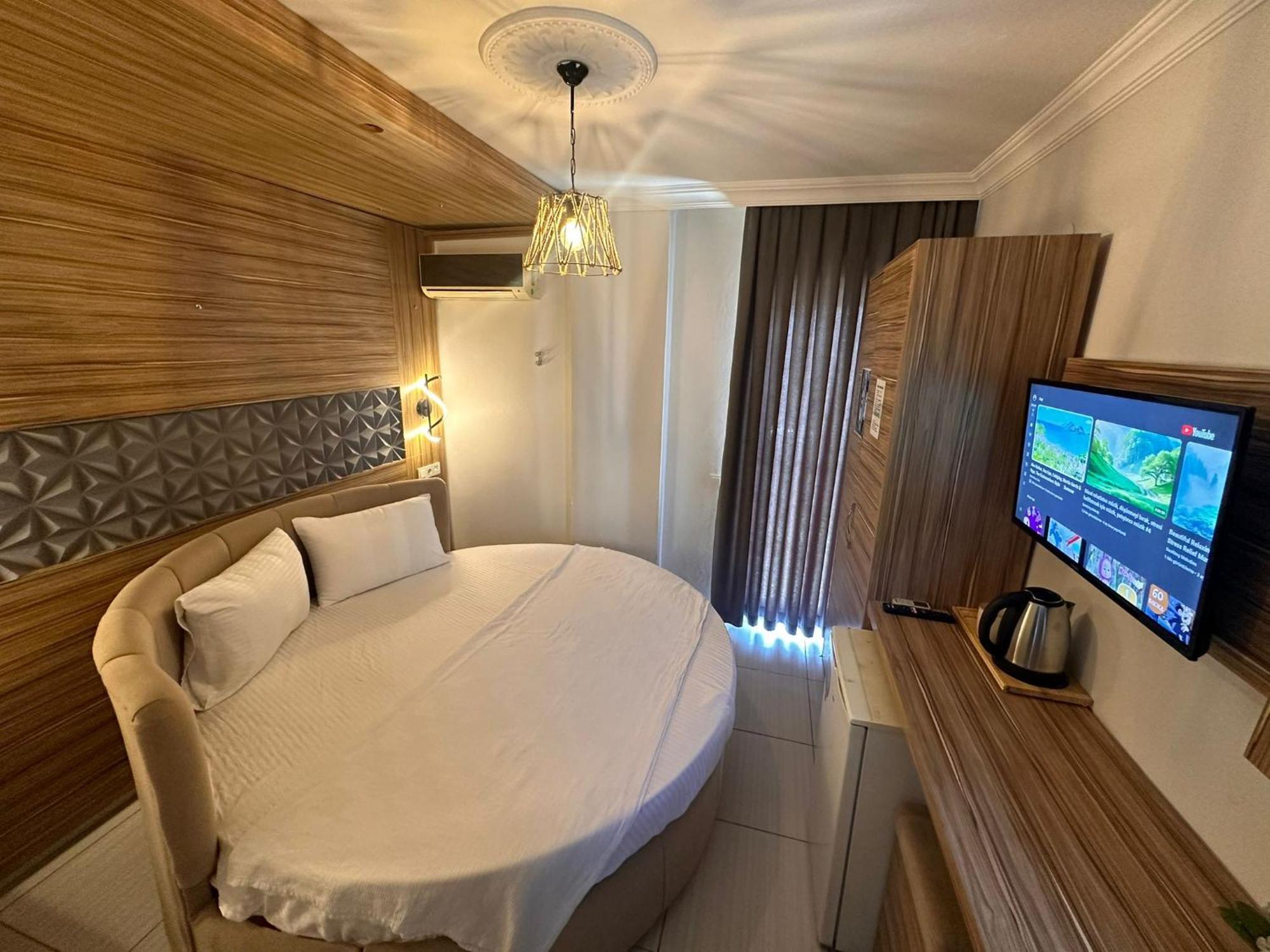 Royal Ezel Hotel أنطاليا المظهر الخارجي الصورة