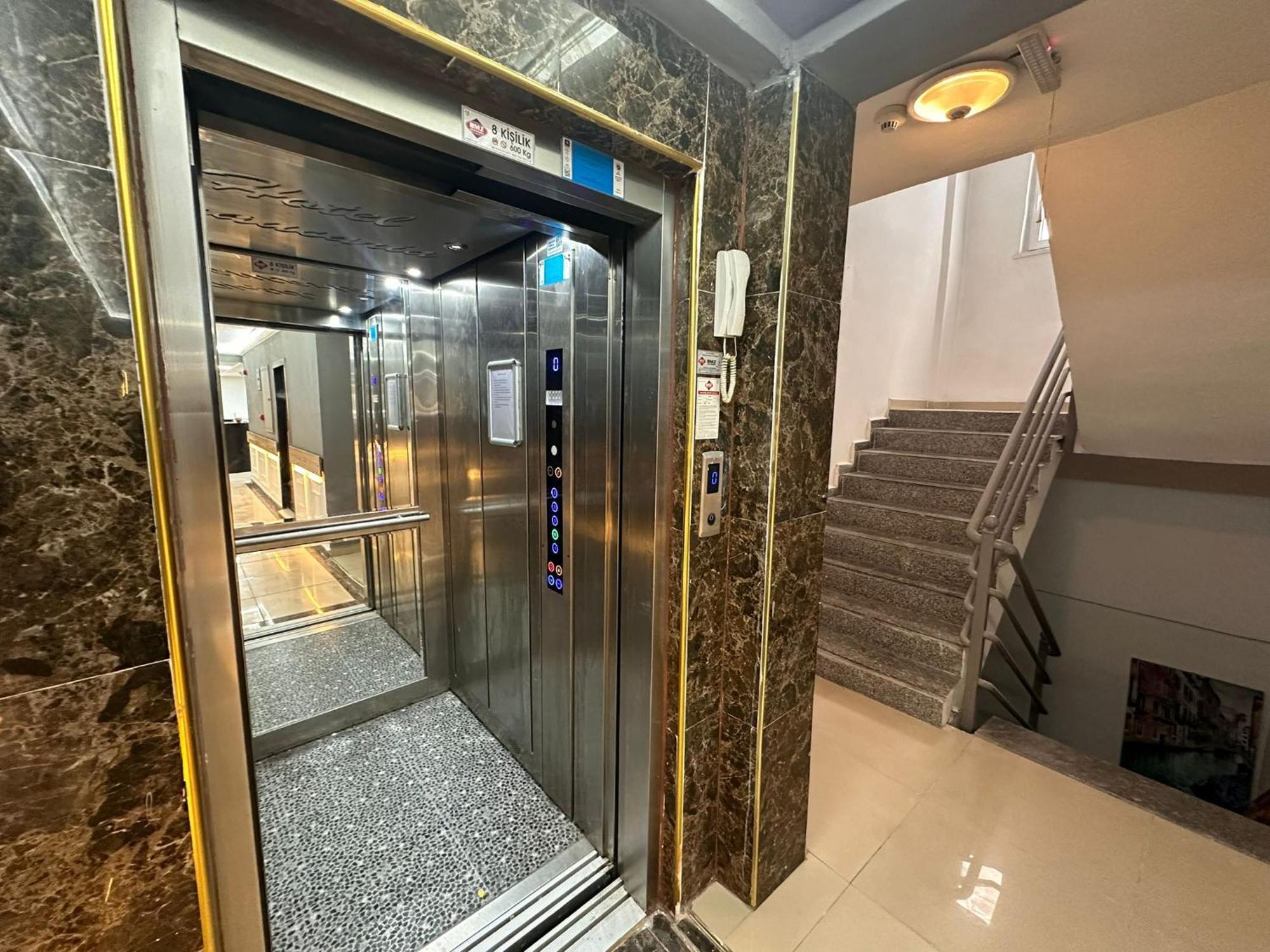 Royal Ezel Hotel أنطاليا المظهر الخارجي الصورة