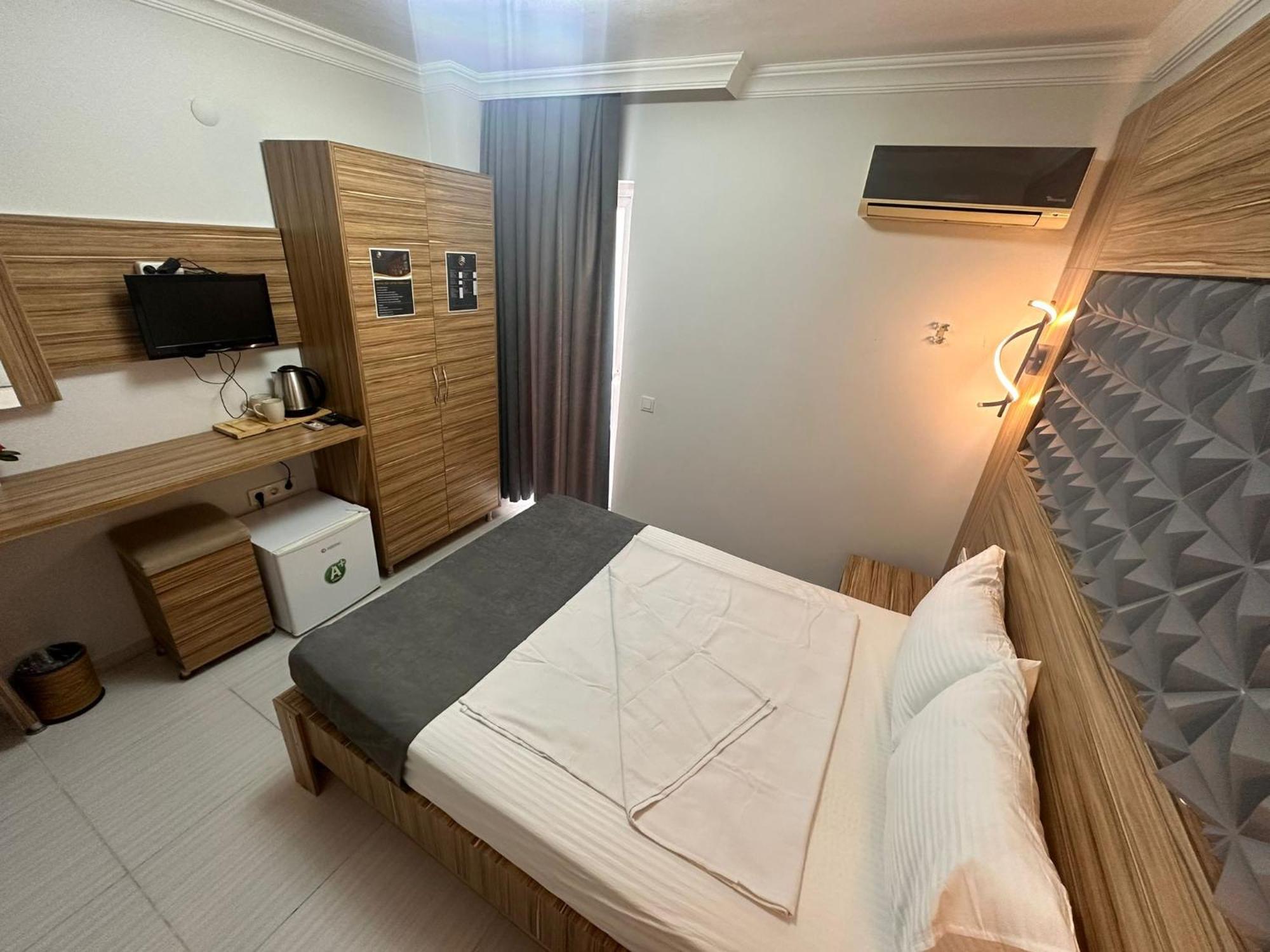 Royal Ezel Hotel أنطاليا المظهر الخارجي الصورة