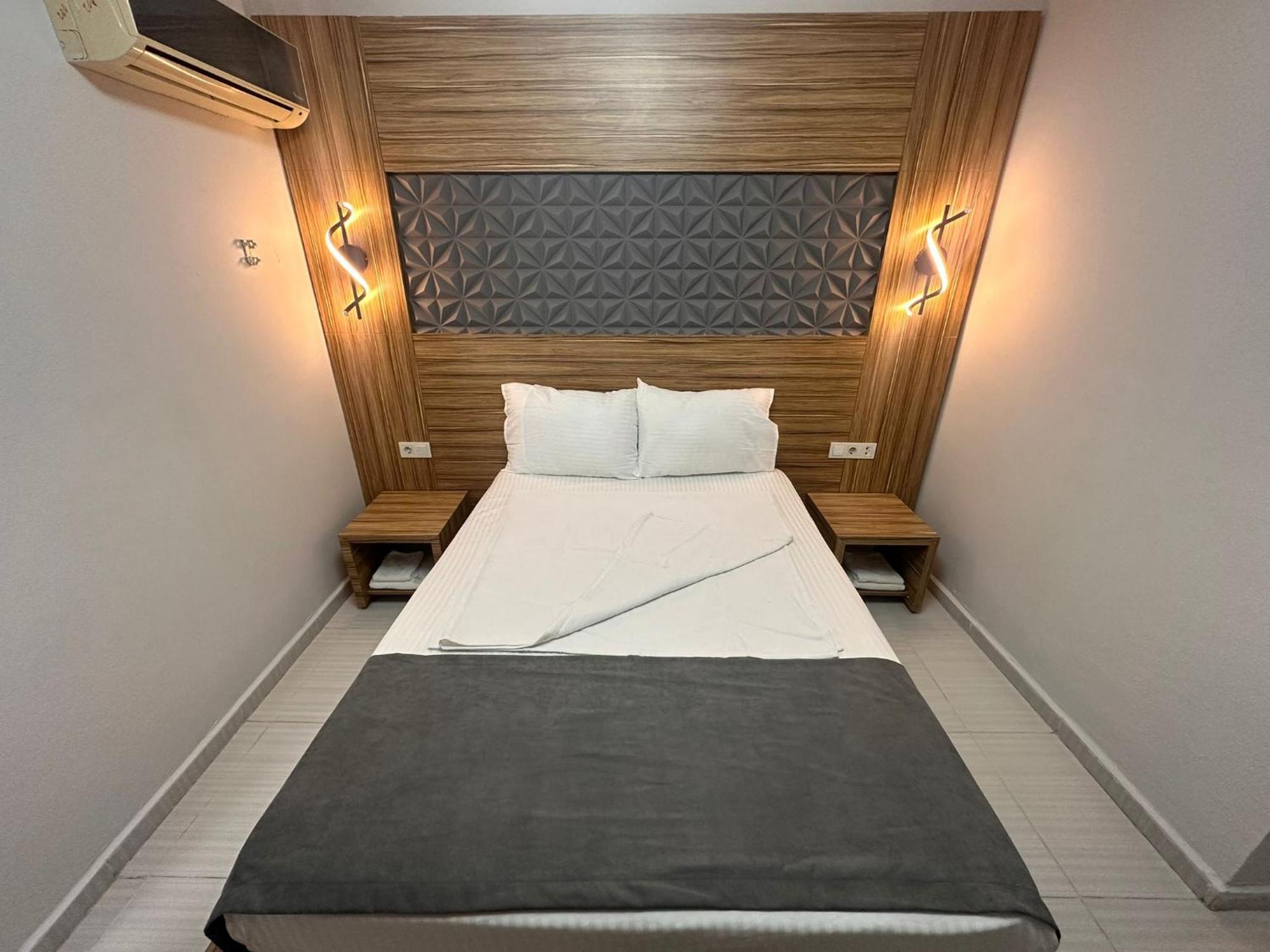 Royal Ezel Hotel أنطاليا المظهر الخارجي الصورة