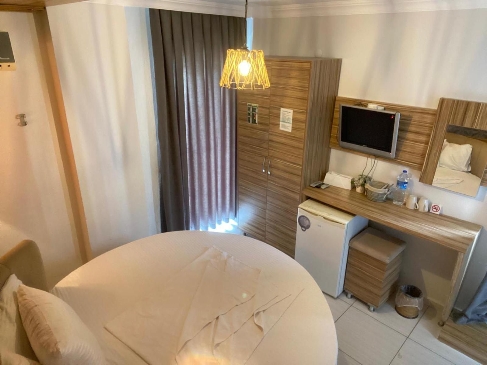 Royal Ezel Hotel أنطاليا المظهر الخارجي الصورة